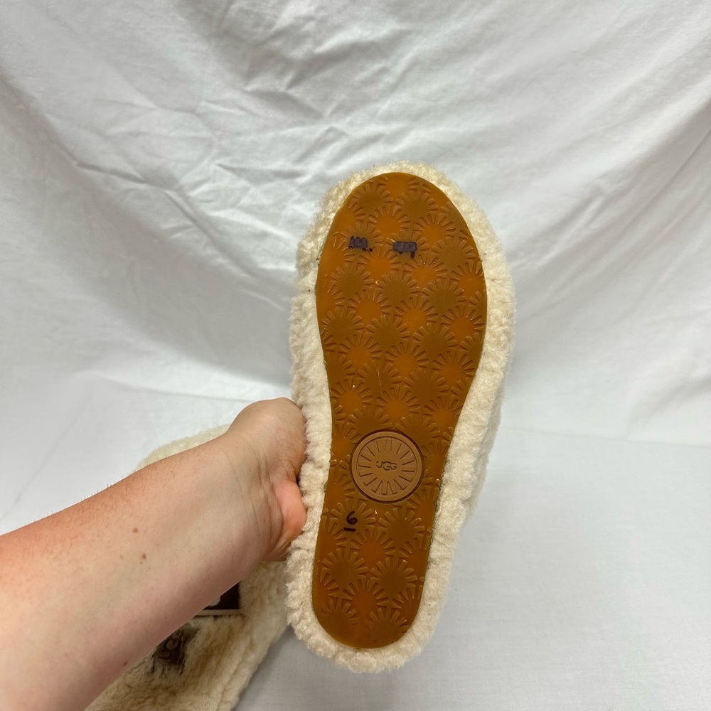 UGG Fluff Yeah Slide Slippers Size 6 - Picture 10 of 11